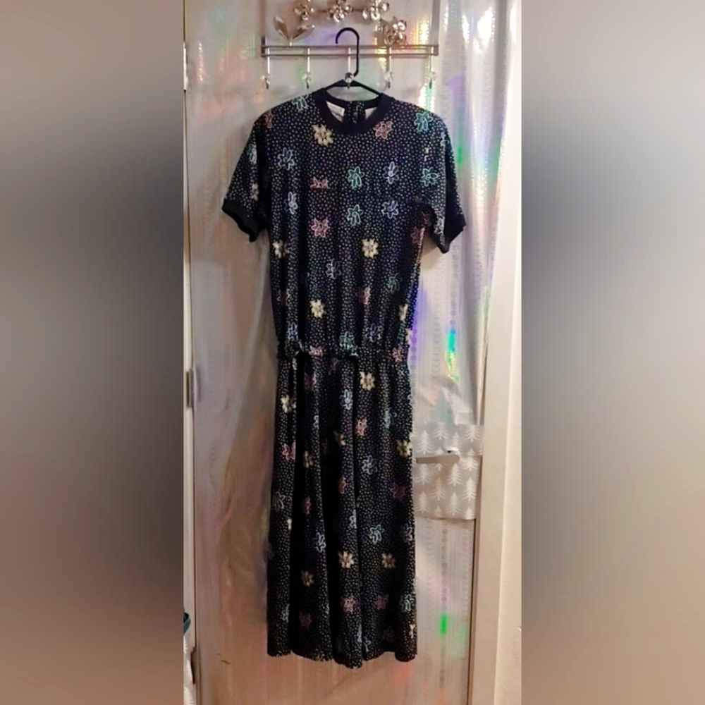 Vtg Liz Claiborne Sport M Black Floral